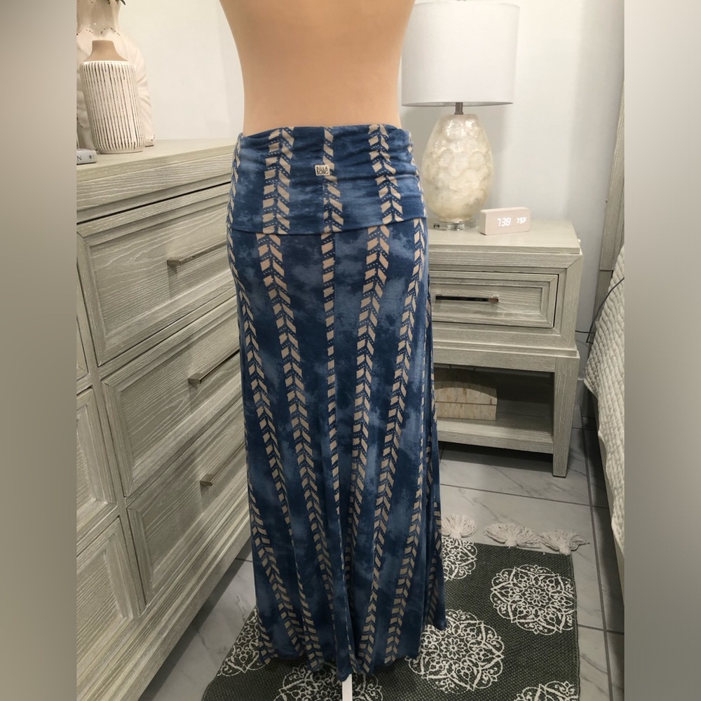 Billabong Blue and Beige Patterned Maxi Skirt - Picture 4 of 8